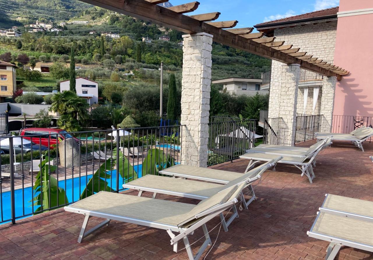 Residence Segattini Riva del Garda Exterior foto