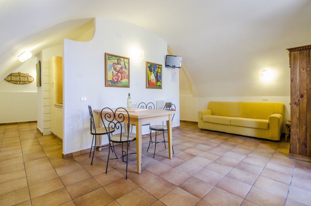 Residence Segattini Riva del Garda Exterior foto